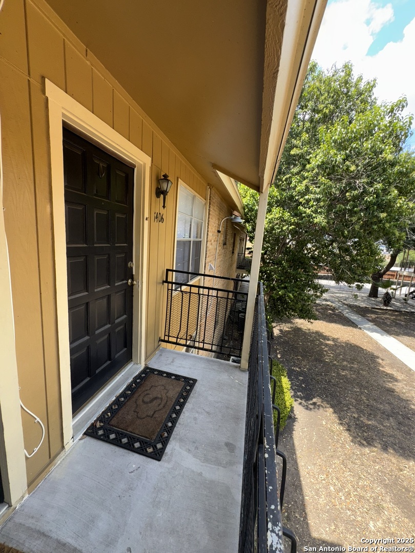 923 Vance Jackson San Antonio TX 78201
