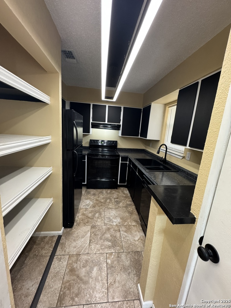 923 Vance Jackson San Antonio TX 78201
