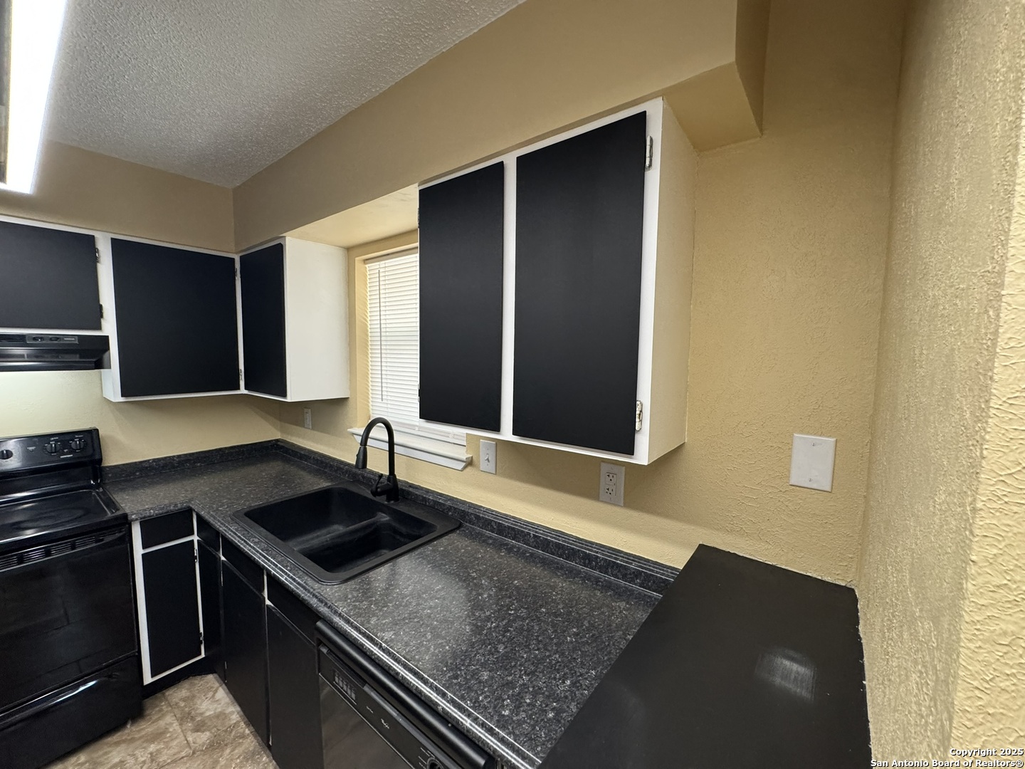 923 Vance Jackson San Antonio TX 78201