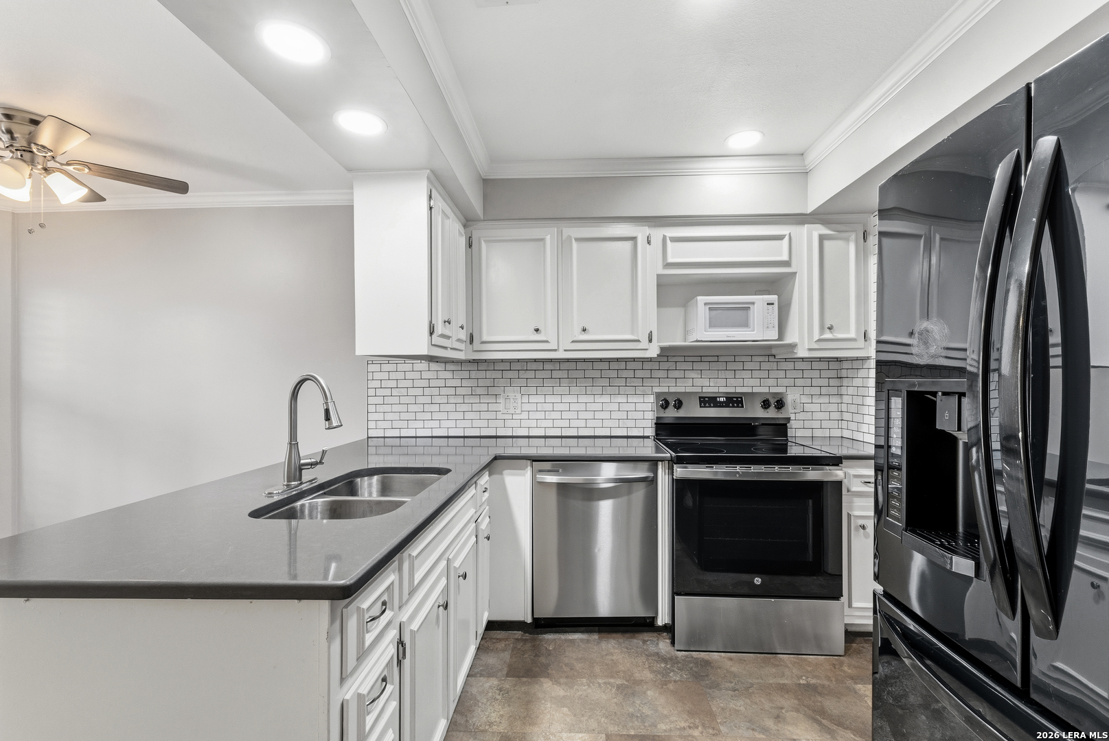 5359 Fredericksburg San Antonio TX 78229