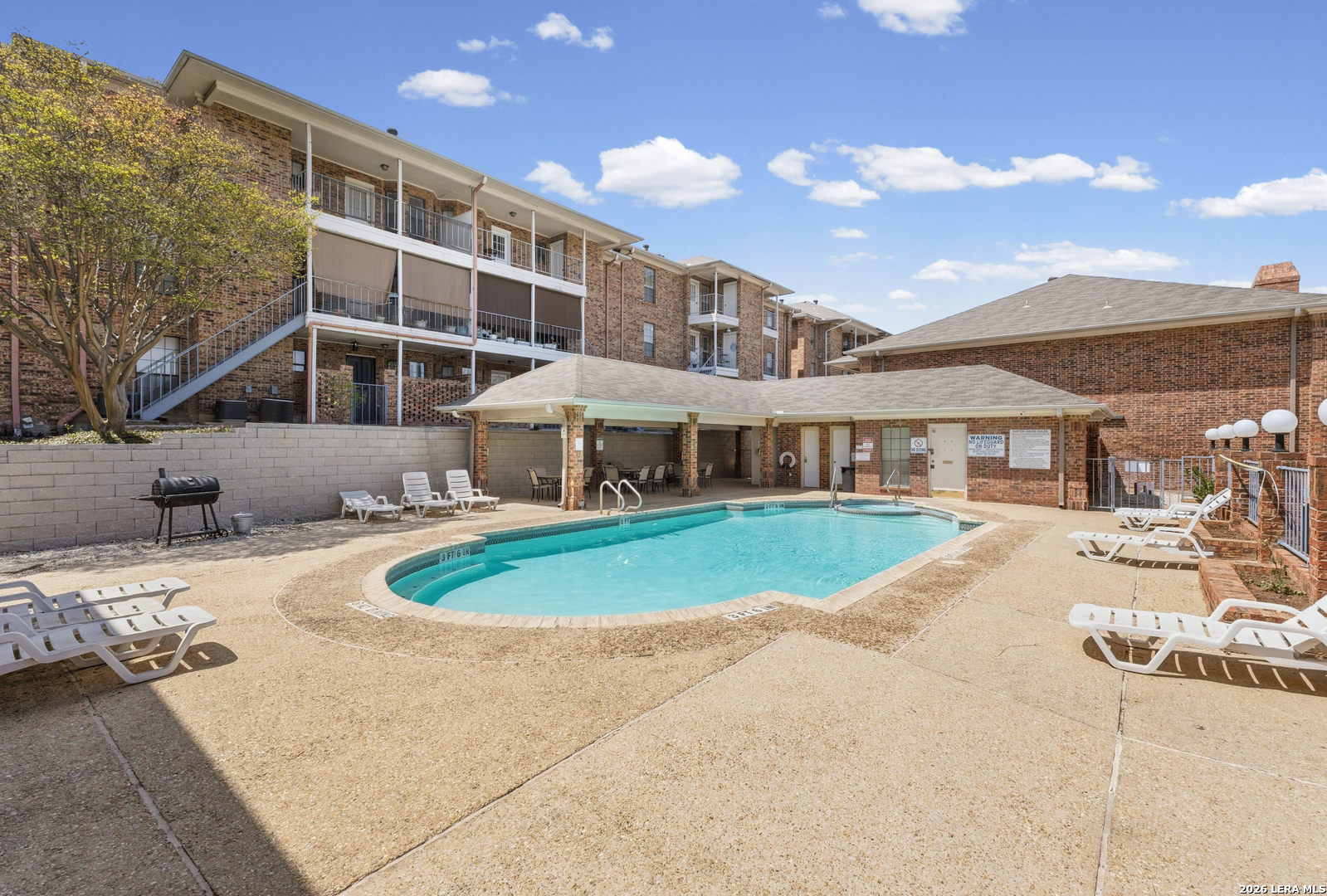 5359 Fredericksburg San Antonio TX 78229
