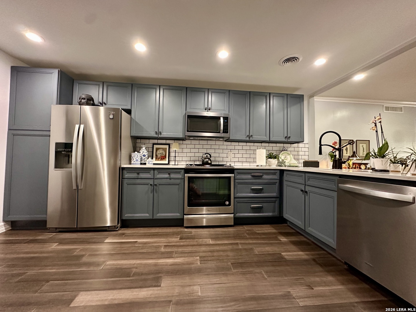 7709 Broadway San Antonio TX 78209