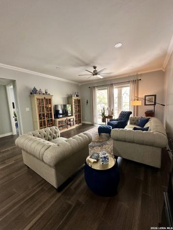7709 Broadway San Antonio TX 78209