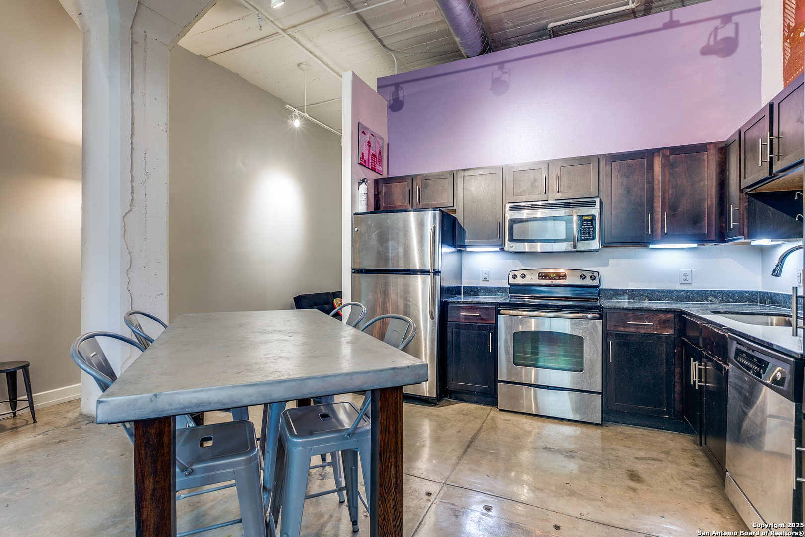 1401 S Flores Street San Antonio TX 78204