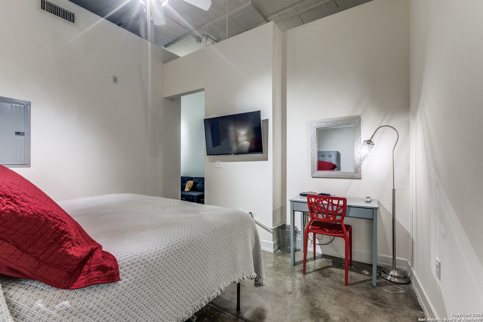 1401 S Flores Street San Antonio TX 78204