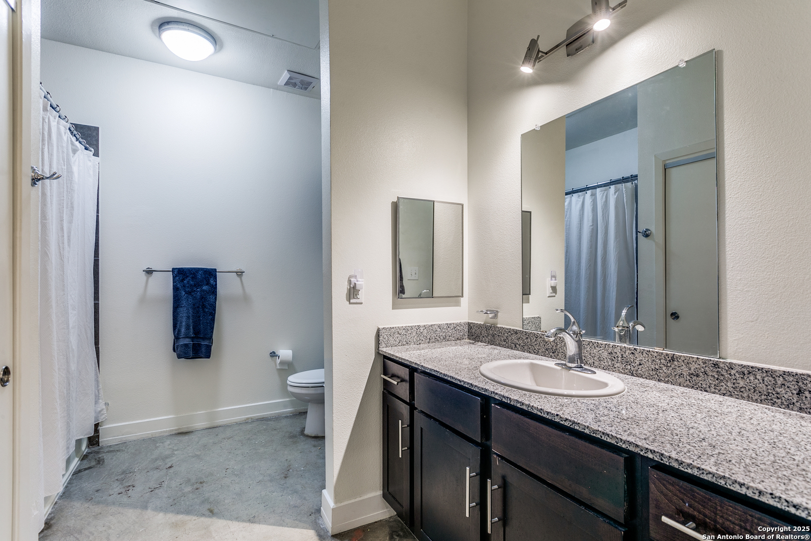 1401 S Flores Street San Antonio TX 78204