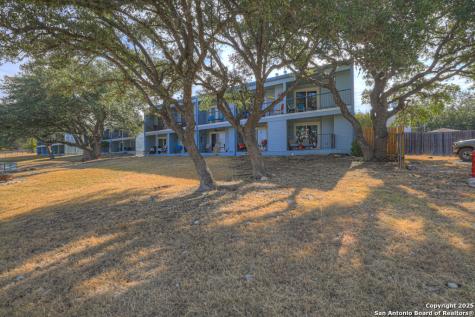 1603 Parkview Canyon Lake TX 78133