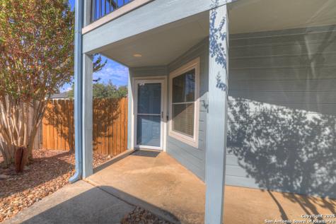 1603 Parkview Canyon Lake TX 78133