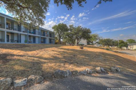 1603 Parkview Canyon Lake TX 78133