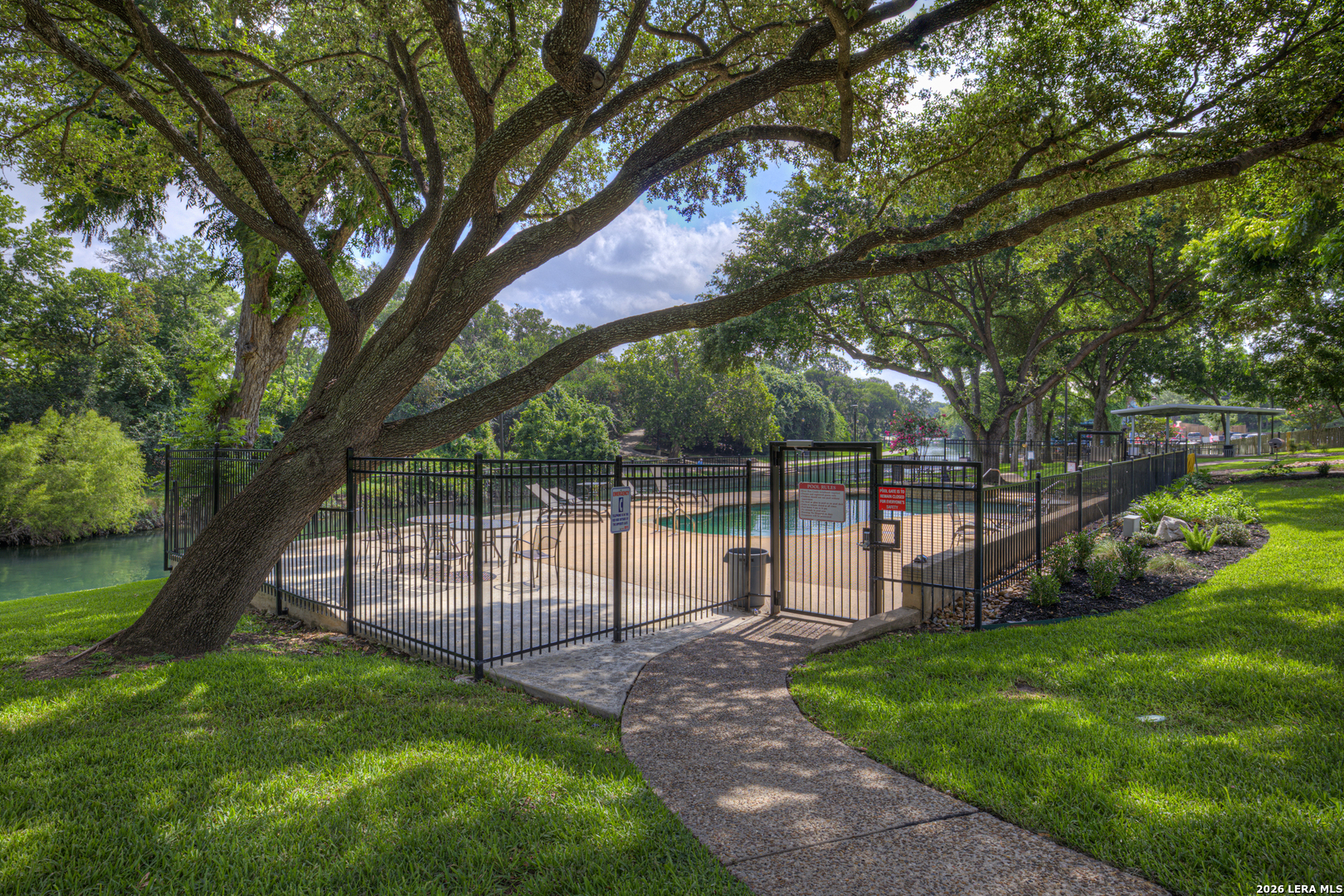 500 N Market New Braunfels TX 78130