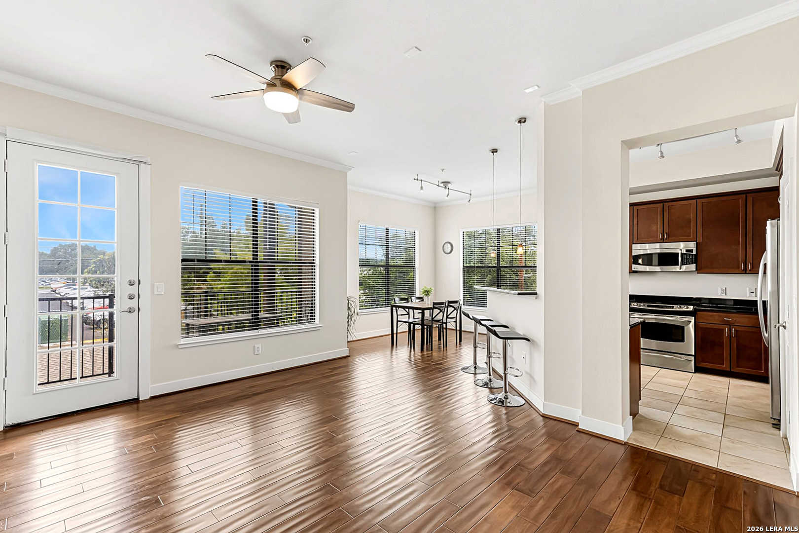 7342 Oak Manor San Antonio TX 78229