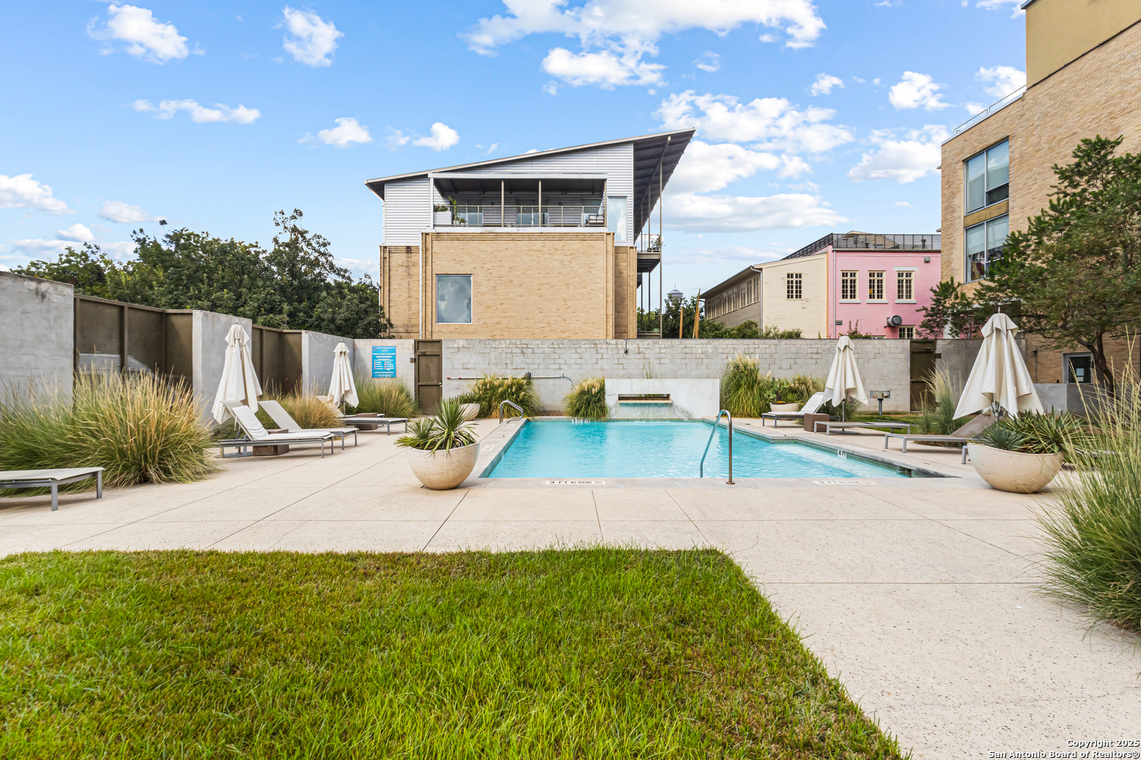 1115 S Alamo Street San Antonio TX 78210