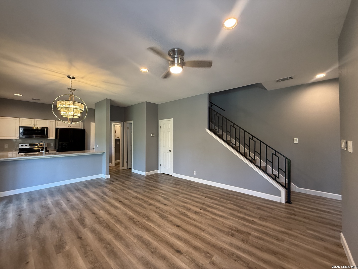 8 Chapel Hill Circle San Antonio TX 78240