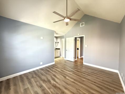8 Chapel Hill Circle San Antonio TX 78240