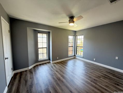 8 Chapel Hill Circle San Antonio TX 78240