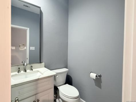 8 Chapel Hill Circle San Antonio TX 78240