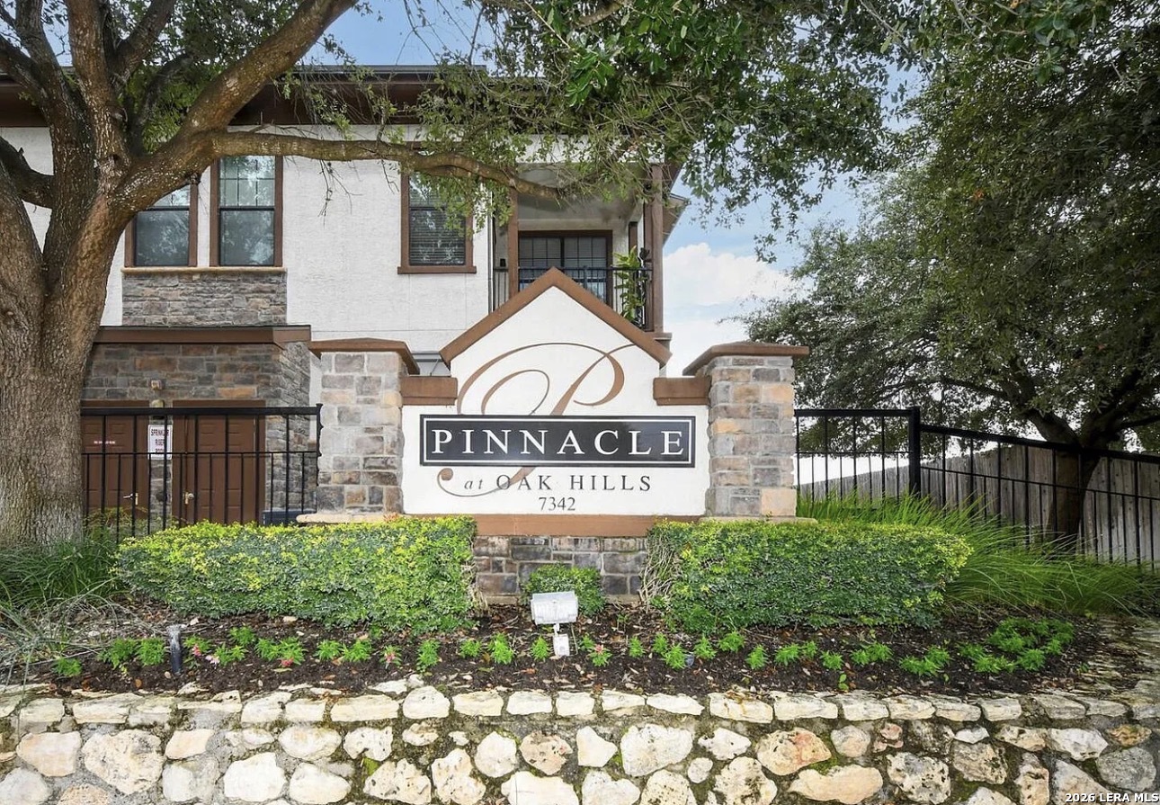 7342 Oak Manor Drive San Antonio TX 78229
