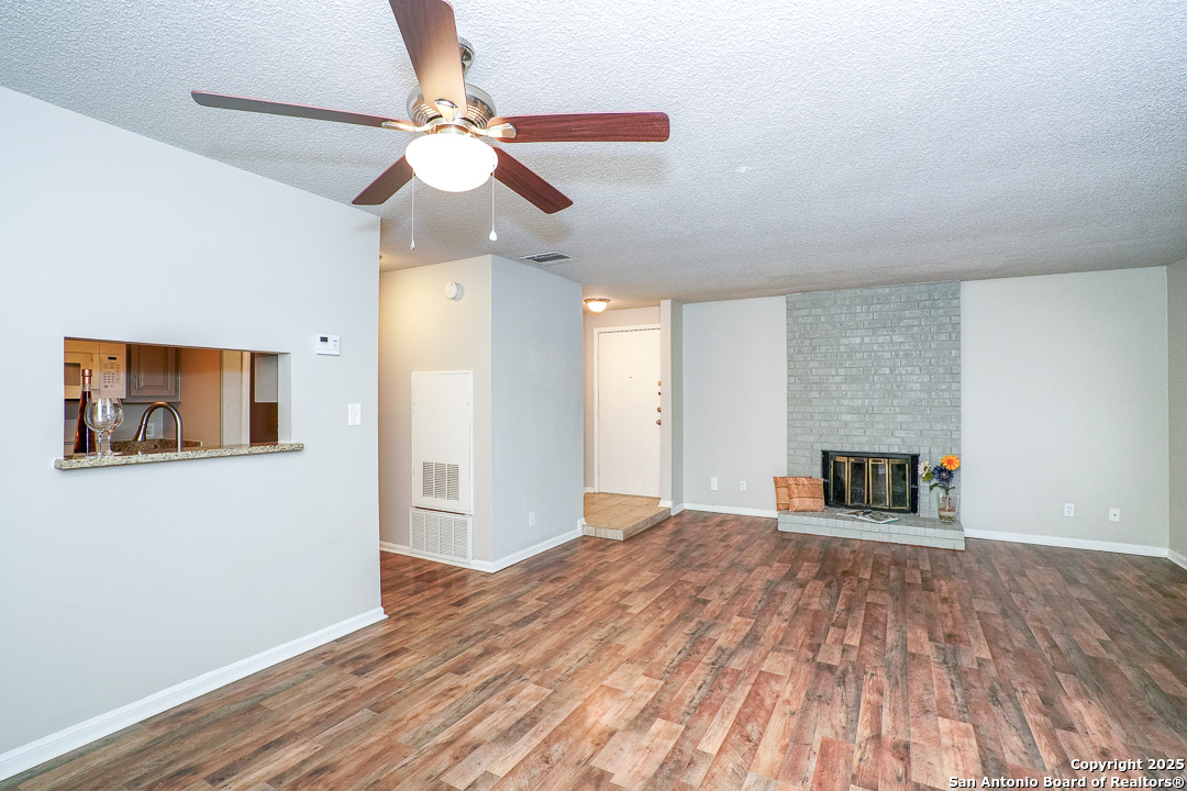 11843 Braesview San Antonio TX 78213