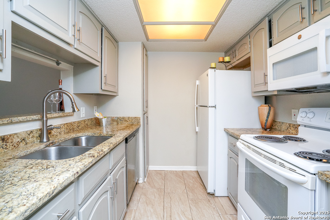 11843 Braesview San Antonio TX 78213