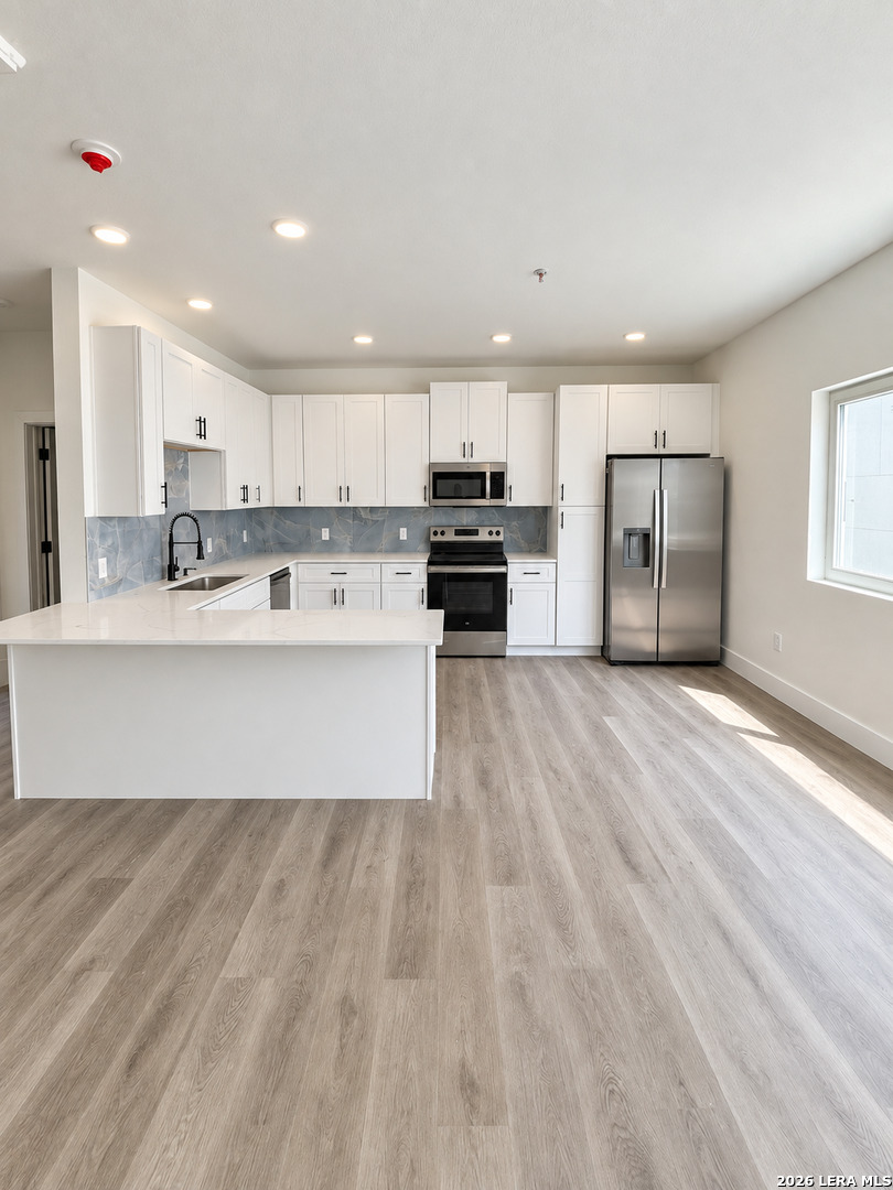 2619 S Flores Street San Antonio TX 78204