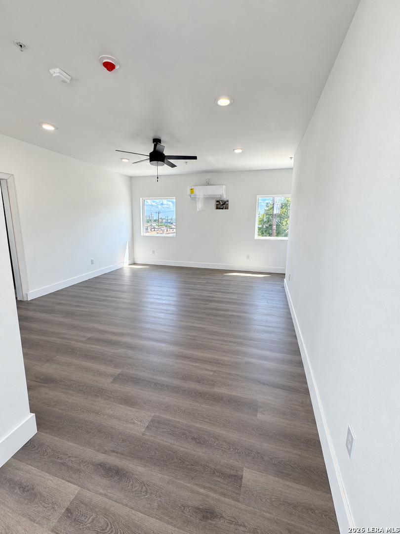 2619 S Flores Street San Antonio TX 78204