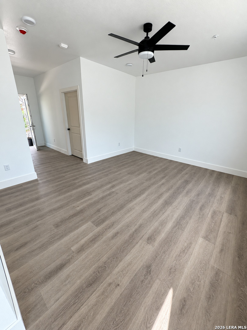 2619 S Flores Street San Antonio TX 78204