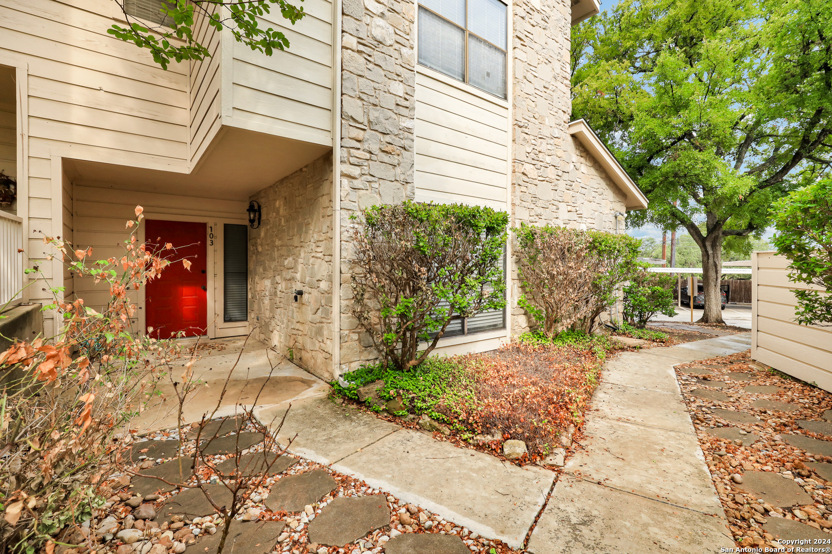 829 W Bitters Road San Antonio TX 78216
