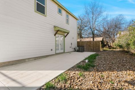 631 E Carolina San Antonio TX 78210