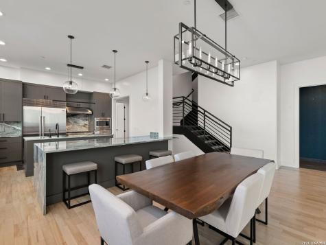 610 E Market San Antonio TX 78205