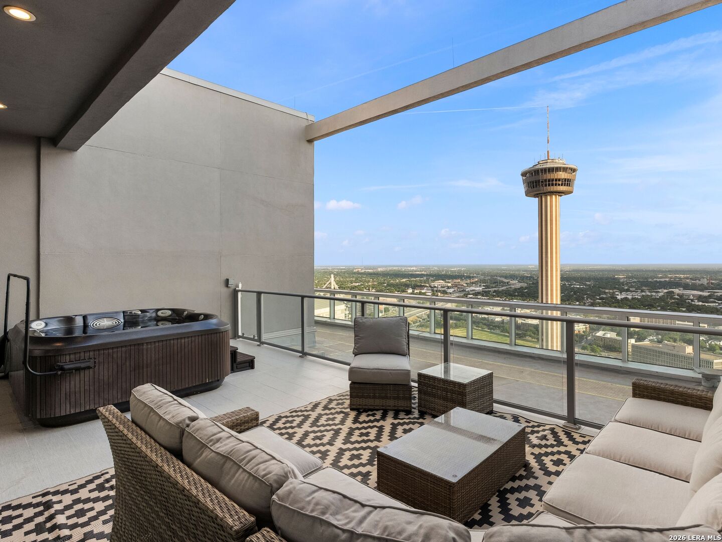 610 E Market San Antonio TX 78205
