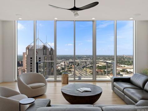 610 E Market San Antonio TX 78205
