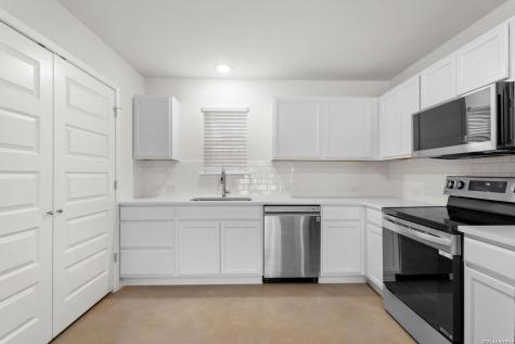631 E Carolina San Antonio TX 78210