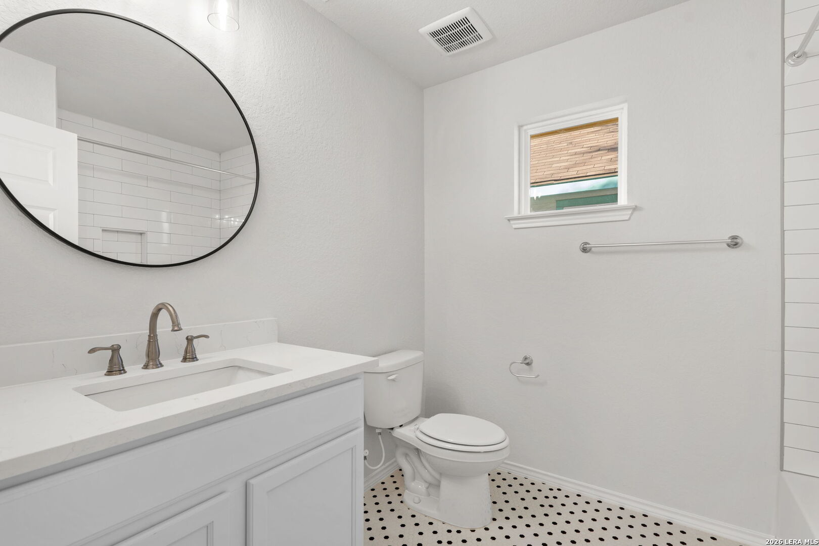 631 E Carolina San Antonio TX 78210