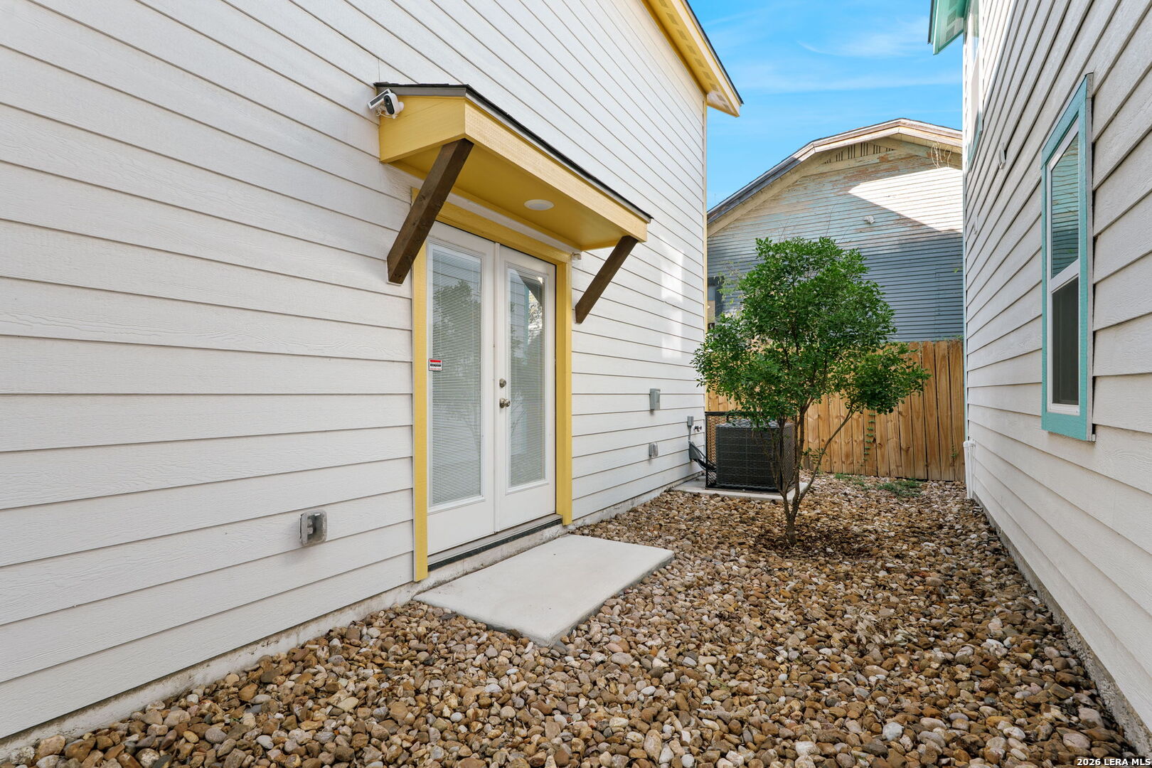 631 E Carolina San Antonio TX 78210