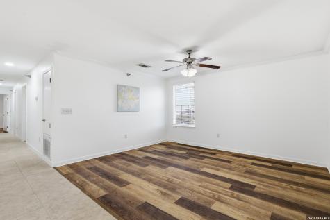 7323 Snowden Road San Antonio TX 78240