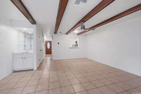 11303 Vance Jackson San Antonio TX 78230