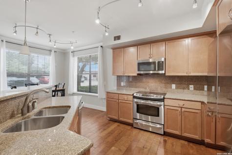 7342 Oak Manor Drive San Antonio TX 78229