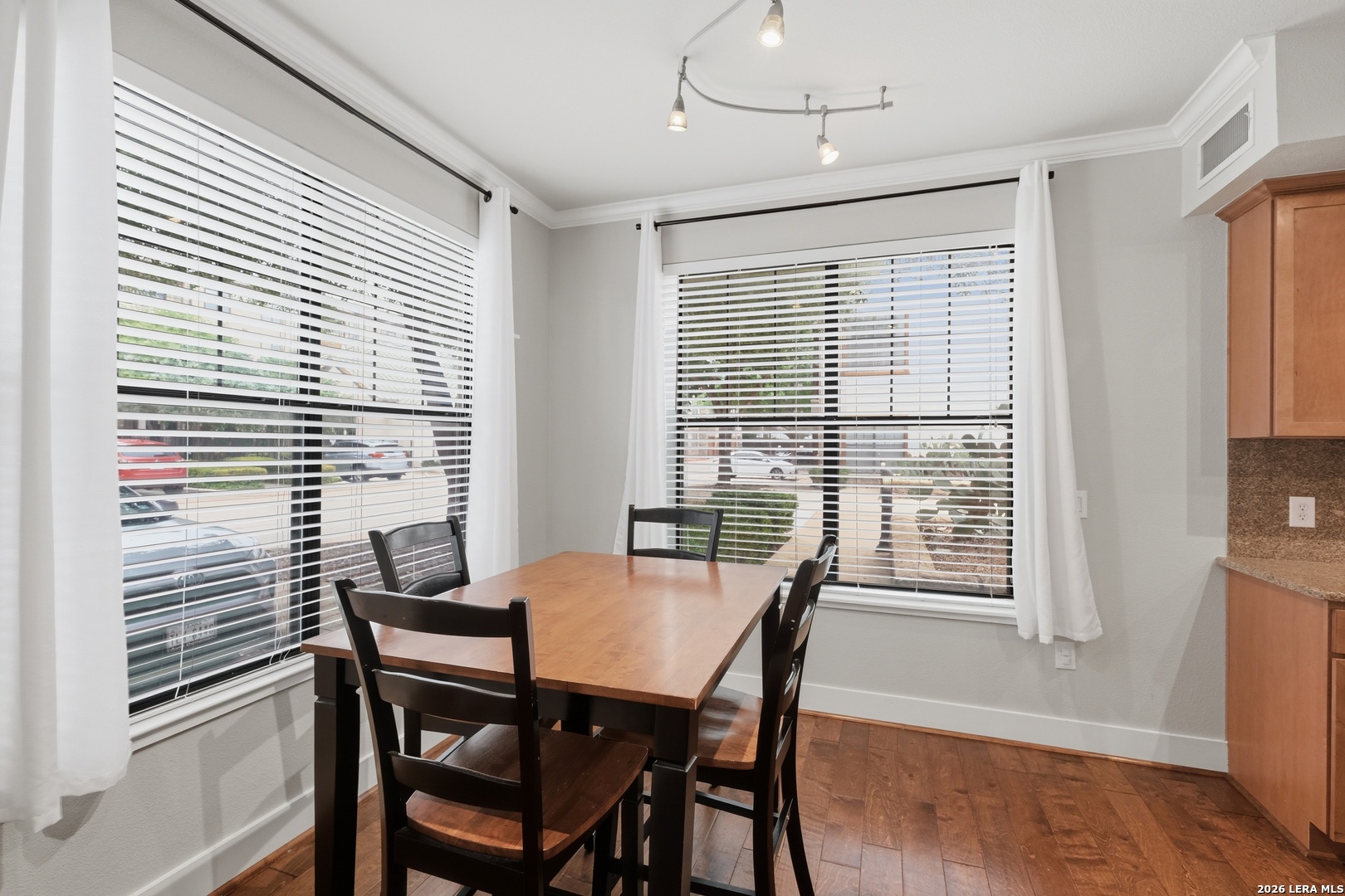 7342 Oak Manor Drive San Antonio TX 78229