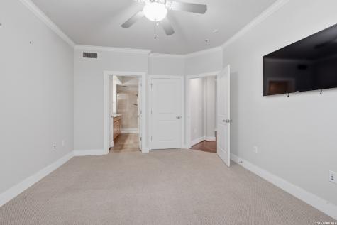 7342 Oak Manor Drive San Antonio TX 78229