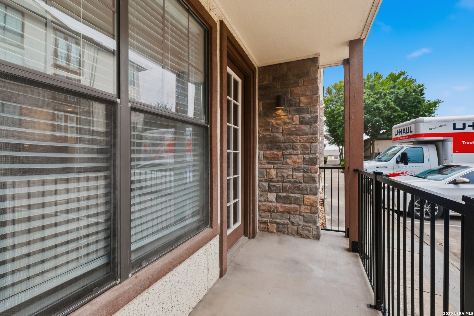 7342 Oak Manor Drive San Antonio TX 78229