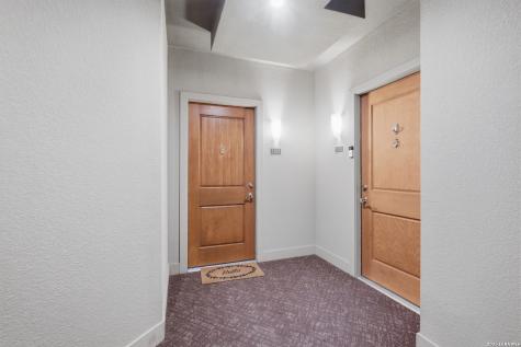 7342 Oak Manor Drive San Antonio TX 78229