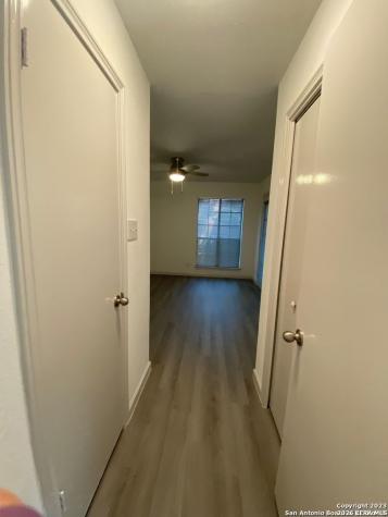 8611 Datapoint San Antonio TX 78229
