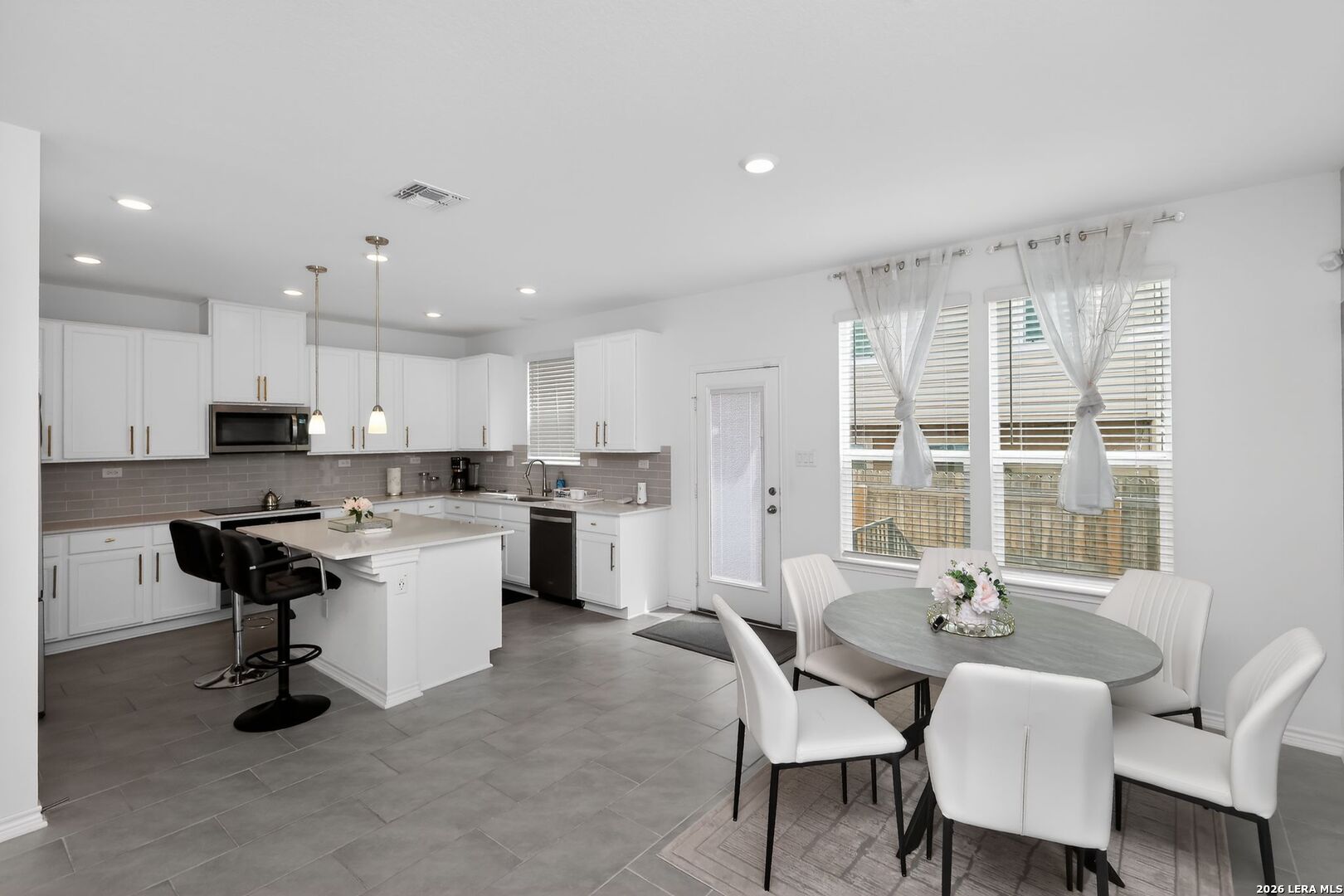 14839 Vance Jackson San Antonio TX 78249