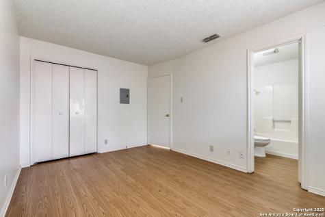 9140 Timber Path San Antonio TX 78250