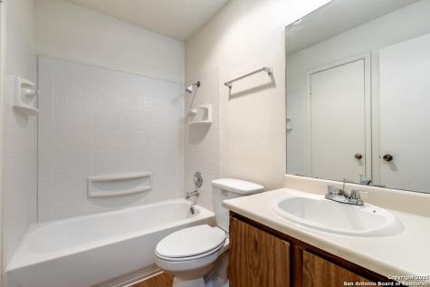 9140 Timber Path San Antonio TX 78250