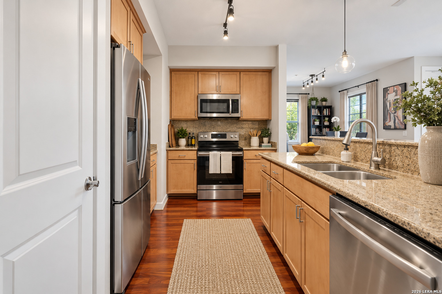 7342 Oak Manor Drive San Antonio TX 78229
