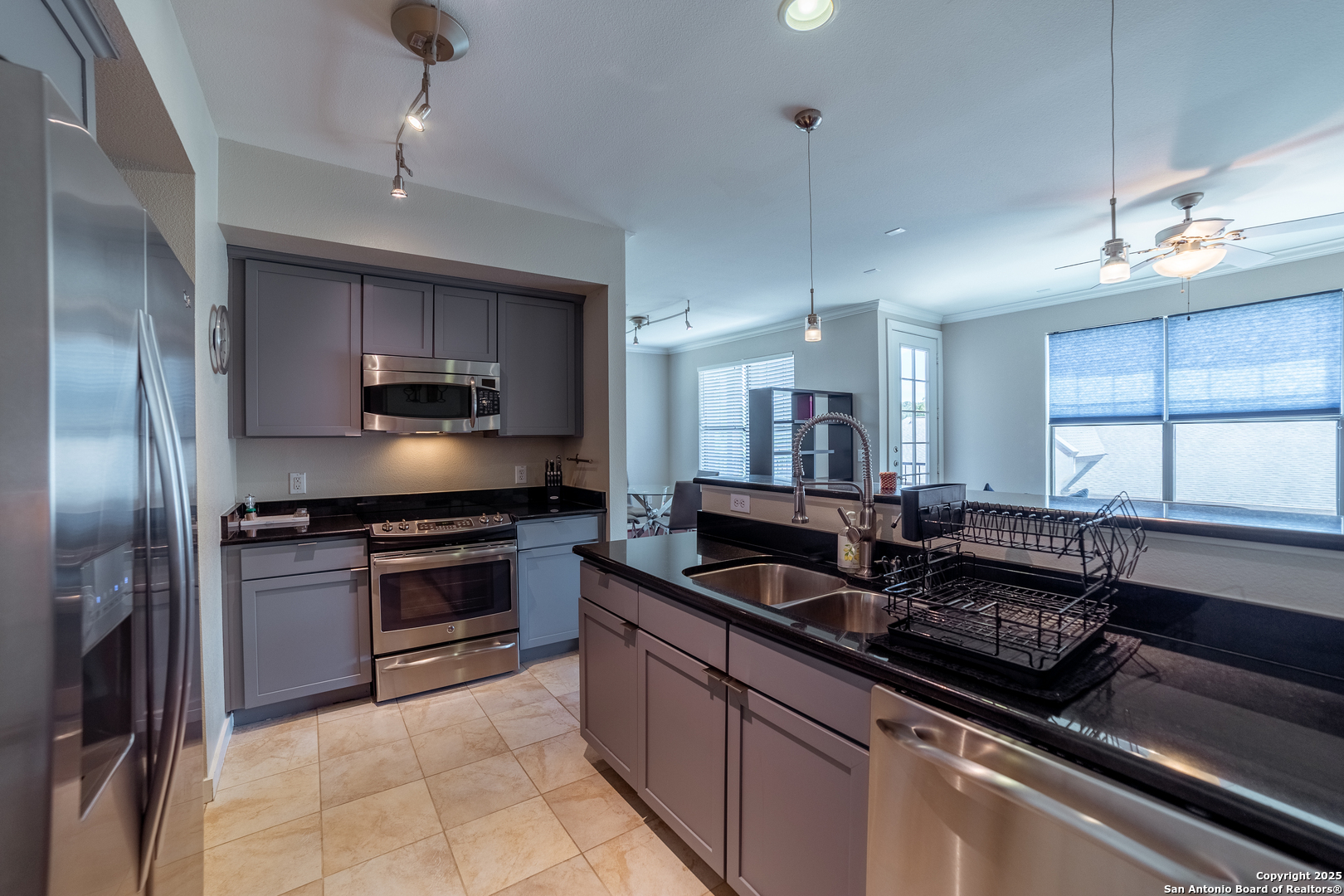 7342 Oak Manor San Antonio TX 78229