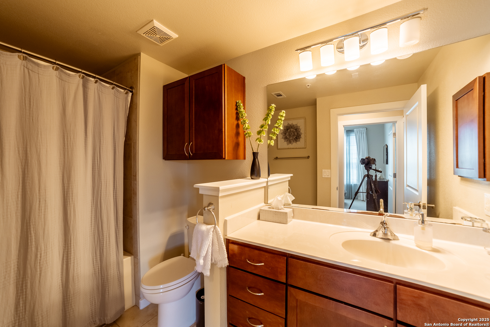 7342 Oak Manor San Antonio TX 78229