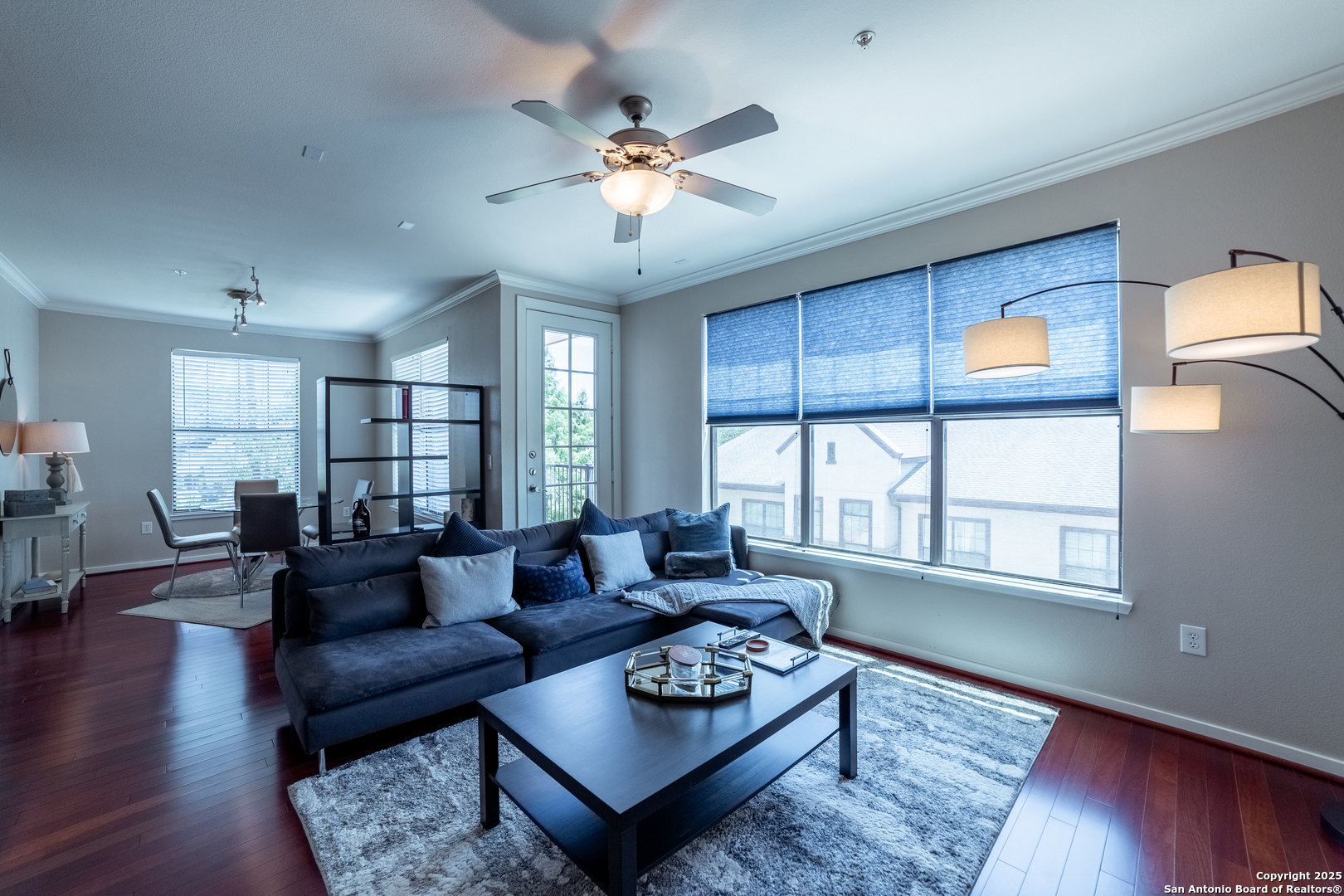 7342 Oak Manor San Antonio TX 78229