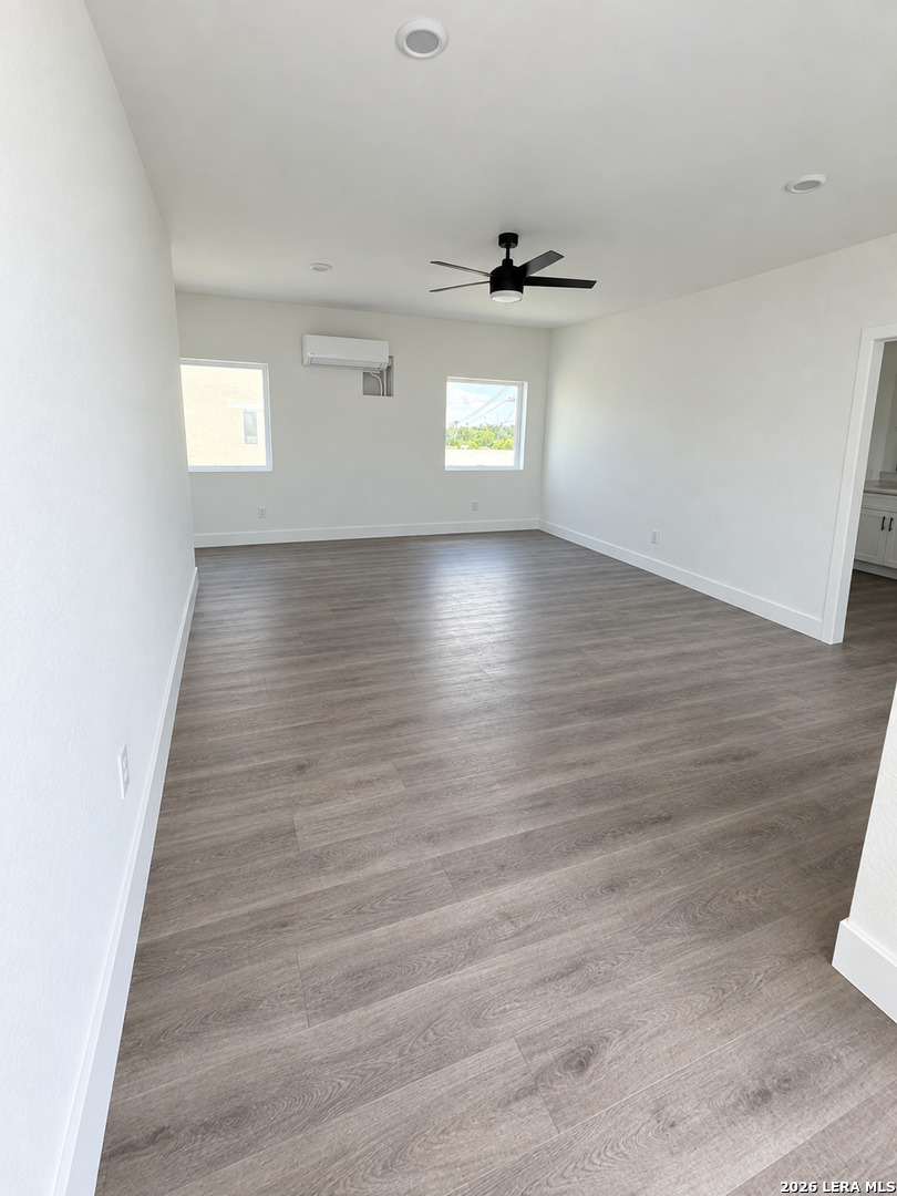 2619 S Flores Street San Antonio TX 78204